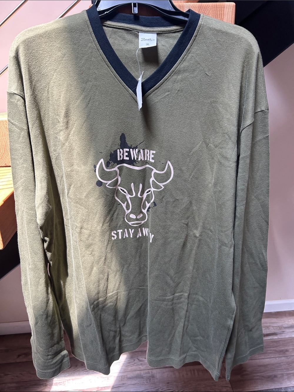 Unbranded Men's Olive V-Neck Graphic Pullover Sweater